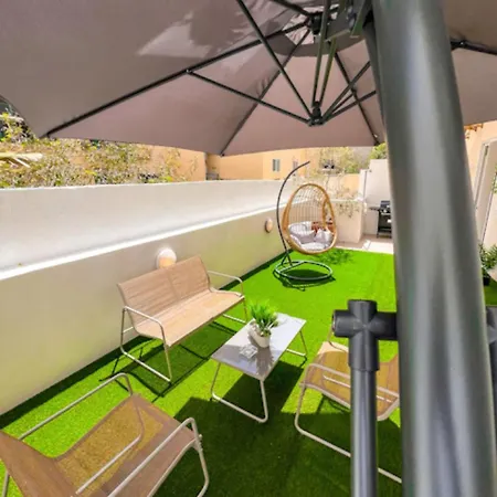Exclusive With Terrace In St Julian's سانت جوليان