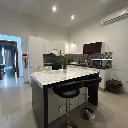 Exclusive With Terrace In St Julian's *